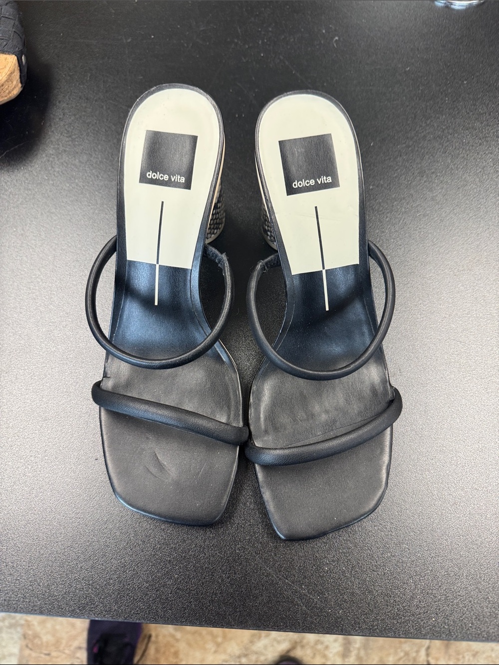 Dolce Vita Black Circular-Strap Square-Toe Heeled Sandals